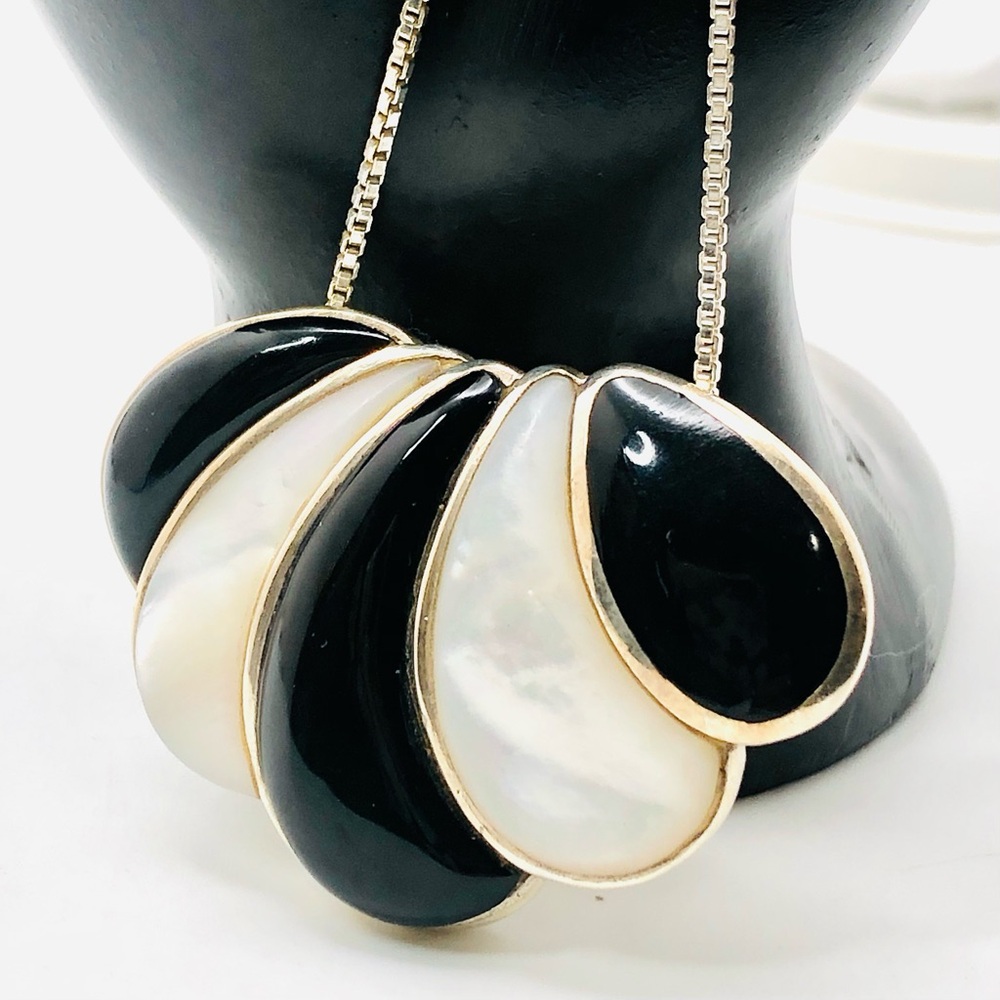 Heavy Vintage Black Onyx & White MOP Sterling Silver Necklace